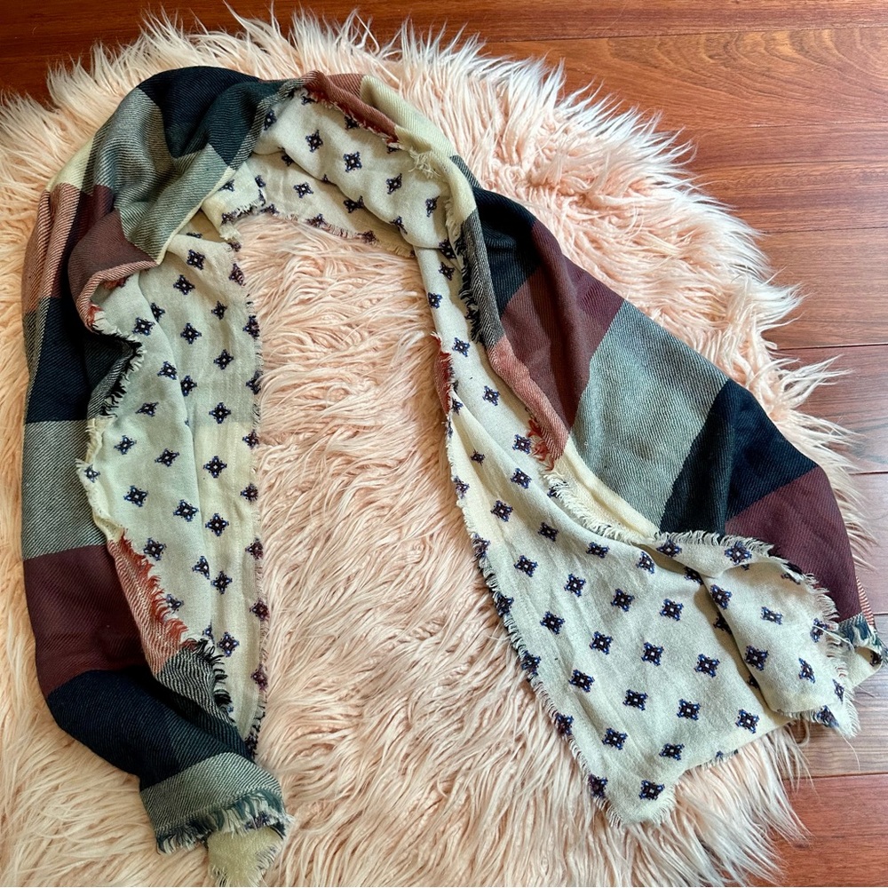 NWOT Lucky Brand Scarf